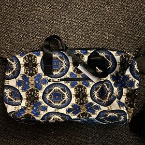 NWT Alice & Olivia duffel bag